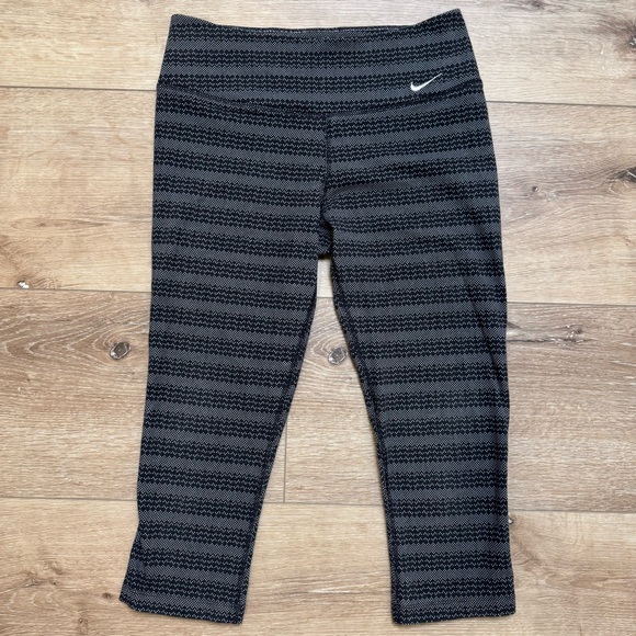 Nike Pants - Like New Nike Dri-Fit Black Athletic Leggings Elastic Waist Size Small